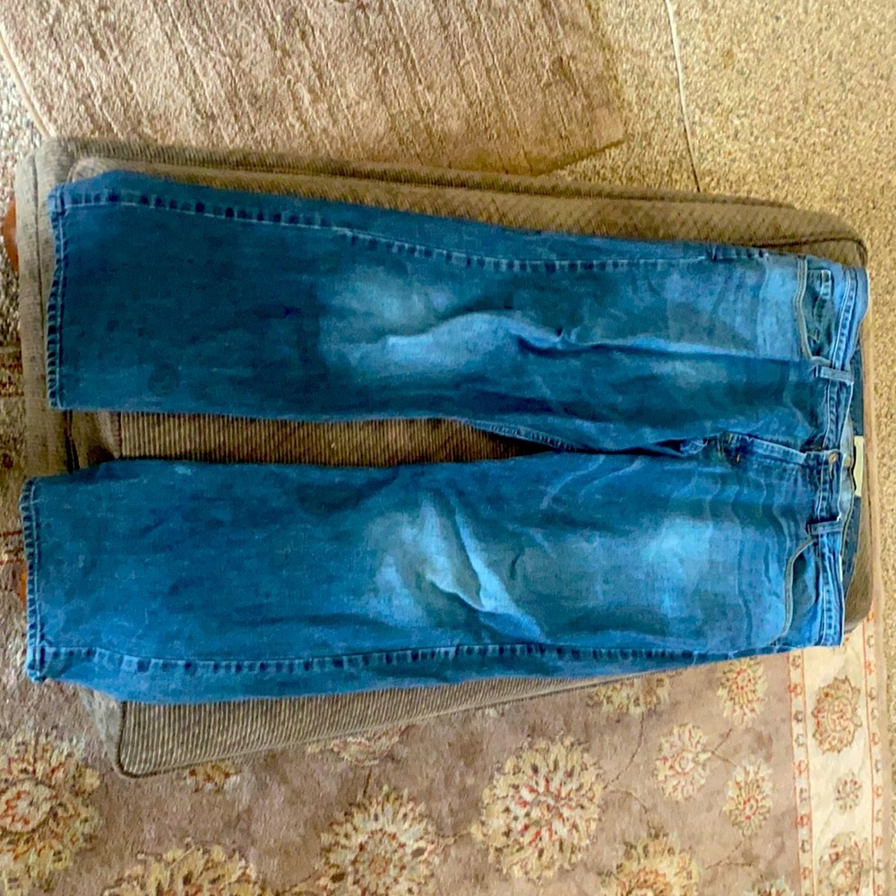Wrangler relaxed fit jeans